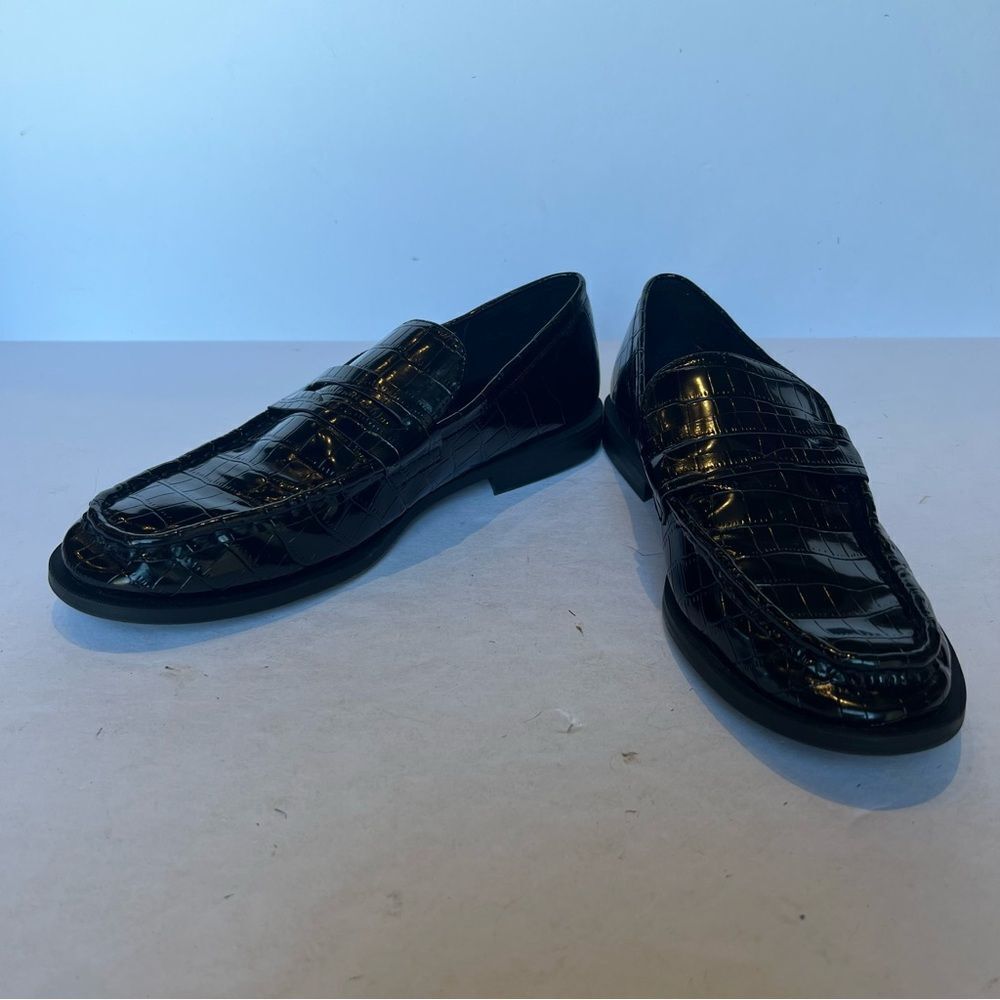 Steve Madden Women's Goodman Loafer Shiny Black Croco Size 9M